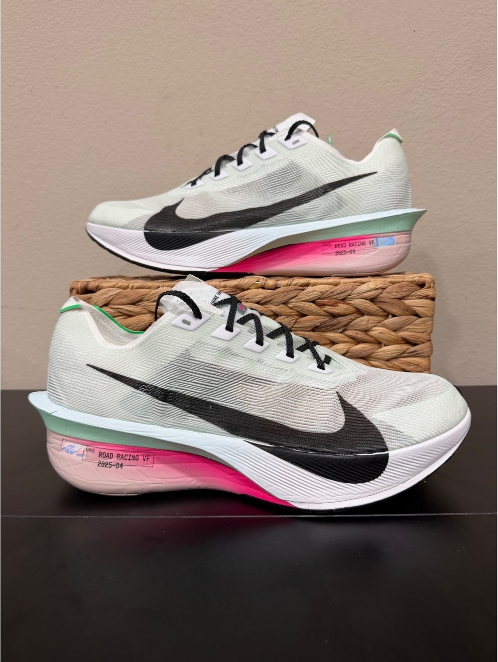 Size 11 - Nike ZoomX VaporFly Next% 4 “Hyper Pink Mint Foam”